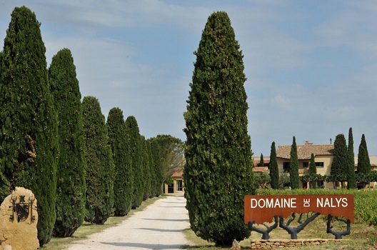 Guigal purchases Domaine de Nalys, in Châteauneuf-du-Pape 