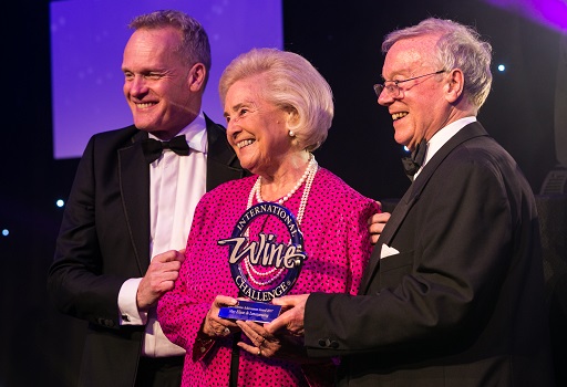 Read more about the article May de Lencquesaing receives Lifetime Achievement Award from IWC