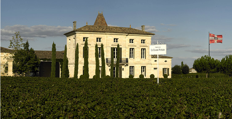 Read more about the article Pomerol star of Bordeaux | Auction report