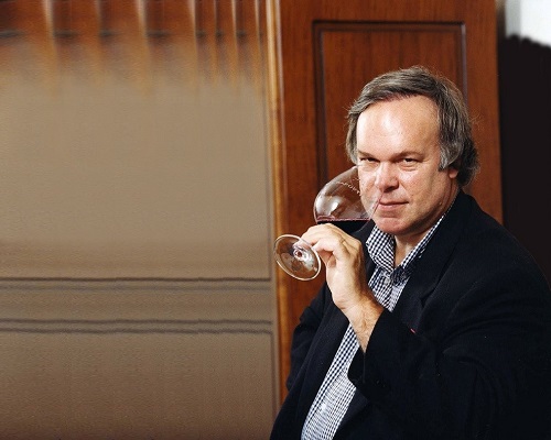 Read more about the article Robert Parker, the million-dollar nose, formally retires from the Wine Advocate