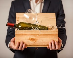 Read more about the article iDealwine is lowering its shipping fees to Europe!