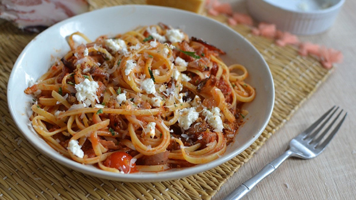 Read more about the article Recipe of the week | Pasta all’amatriciana