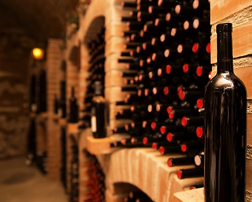 Read more about the article Why is now a good time to sell your wine?