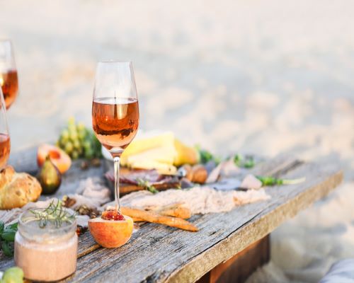 Read more about the article Take me back! | The wines that will make you feel you’re still on holiday