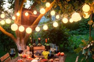 Read more about the article Easy Breezy | Crowd-Pleasing Wines to Enjoy with Friends this Summer