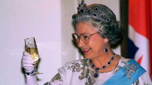 Read more about the article A toast to Queen Elizabeth II and what she liked to drink