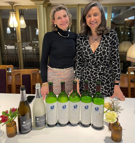 Angélique and Gwendoline La Burthe with the bottles of Opus One