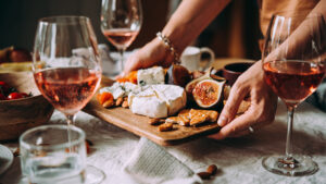 Read more about the article What to pair with rosé?