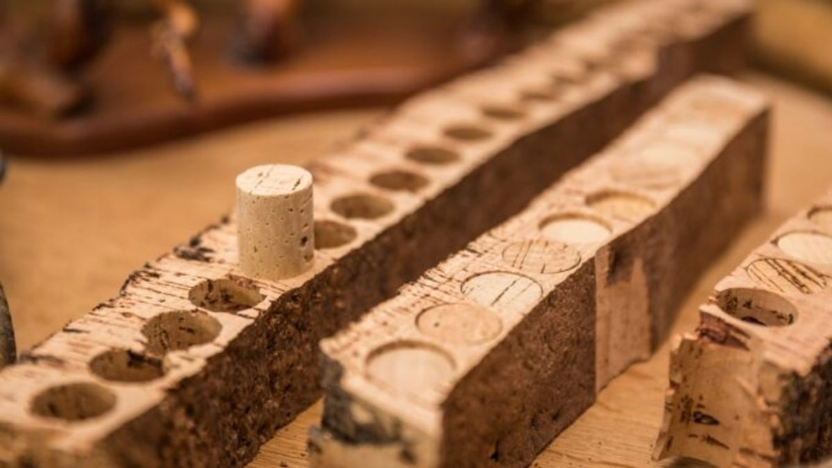 Read more about the article How to tell if a wine is corked