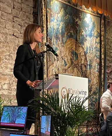 Dr Maria Amador, neurologist at the Pitié-Salpêtrière Hospital in Paris, speaking at the event