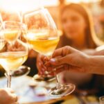 12 wines to enjoy as an aperitif!