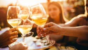 Read more about the article 12 wines to enjoy as an aperitif!